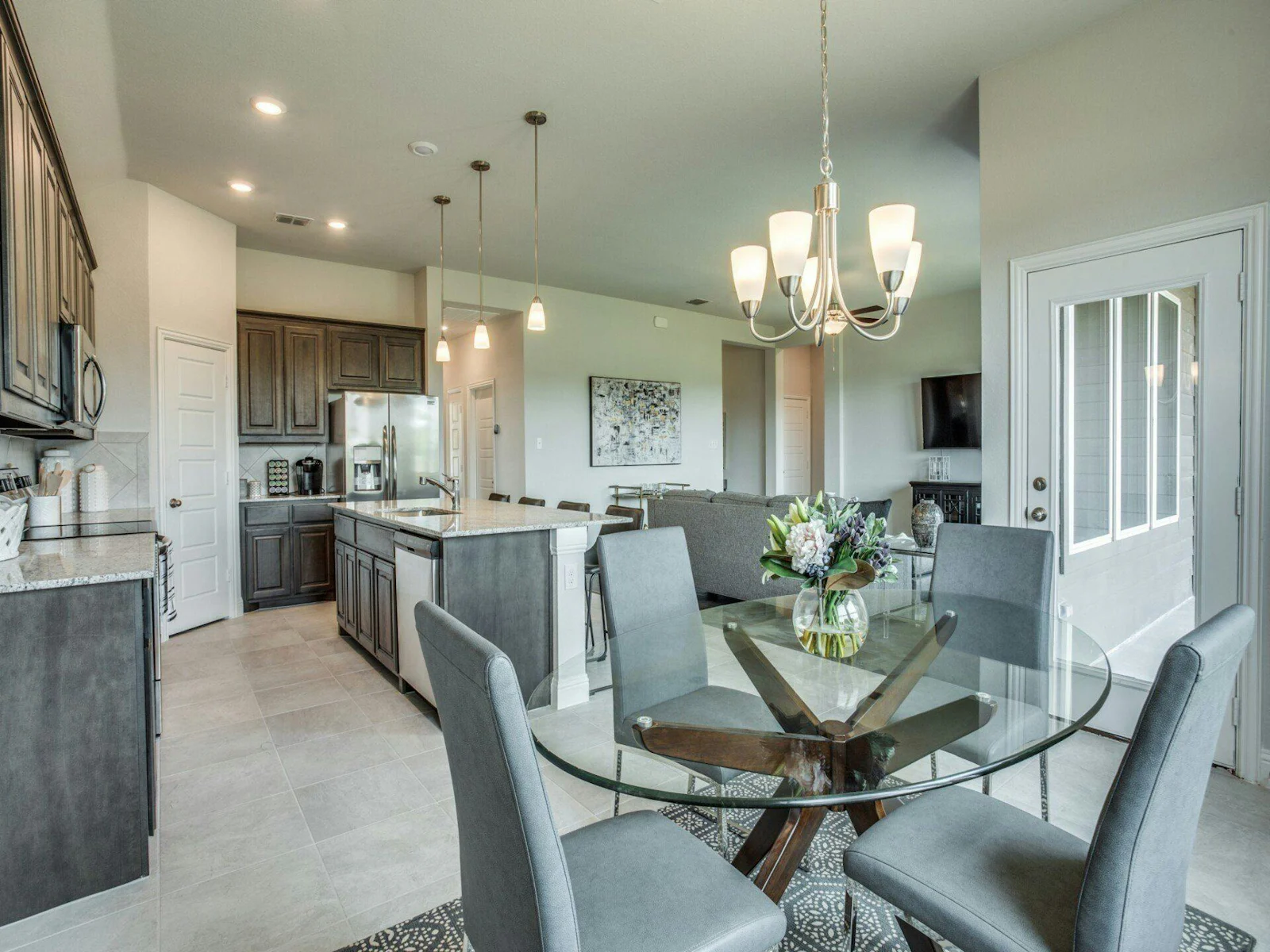 Move In With Kindred Homes This Summer | Kindred Homes Blog