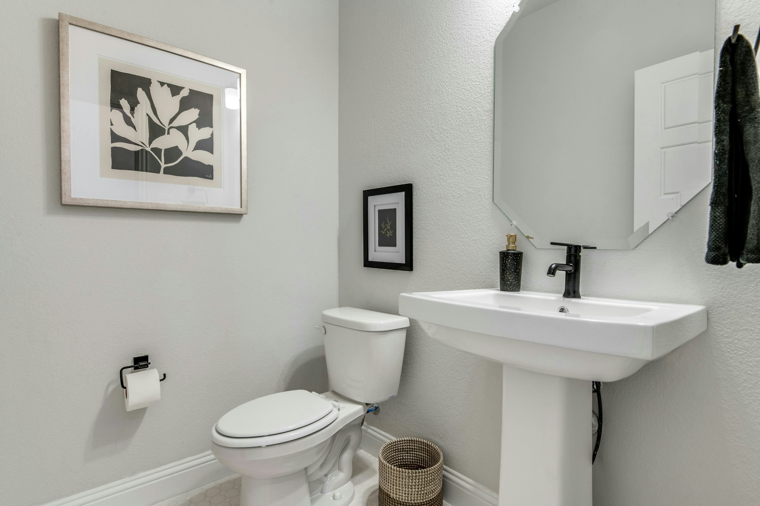 1201-rushmore-dr-burleson-tx